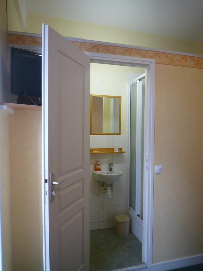 Au Relais Du Parc De Millevaches Hotel 2*